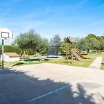Holiday home Complejo Colibri 13